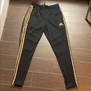 Adidas sweatpants